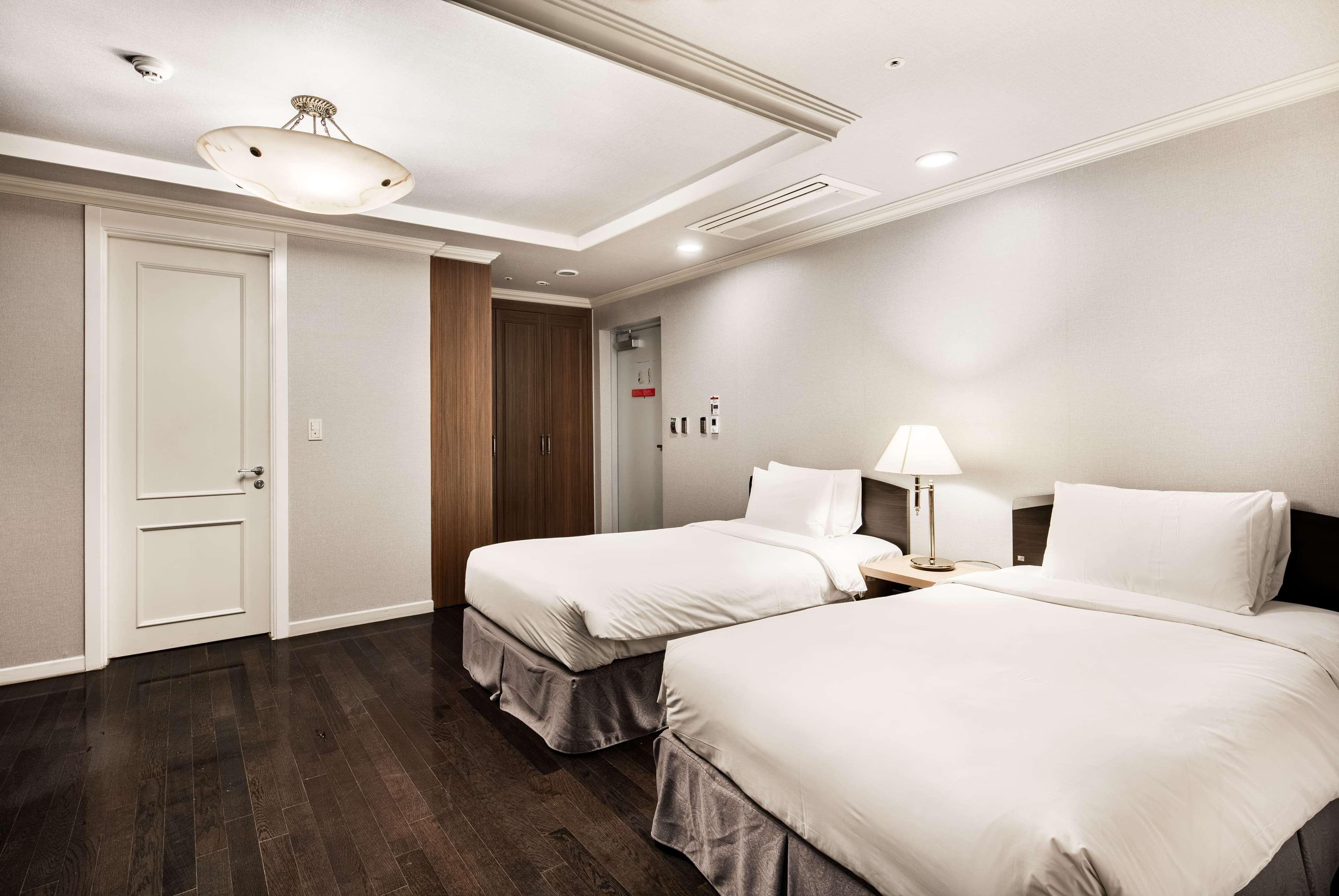 Ramada Hotel And Suites Seoul Namdaemun Exteriör bild