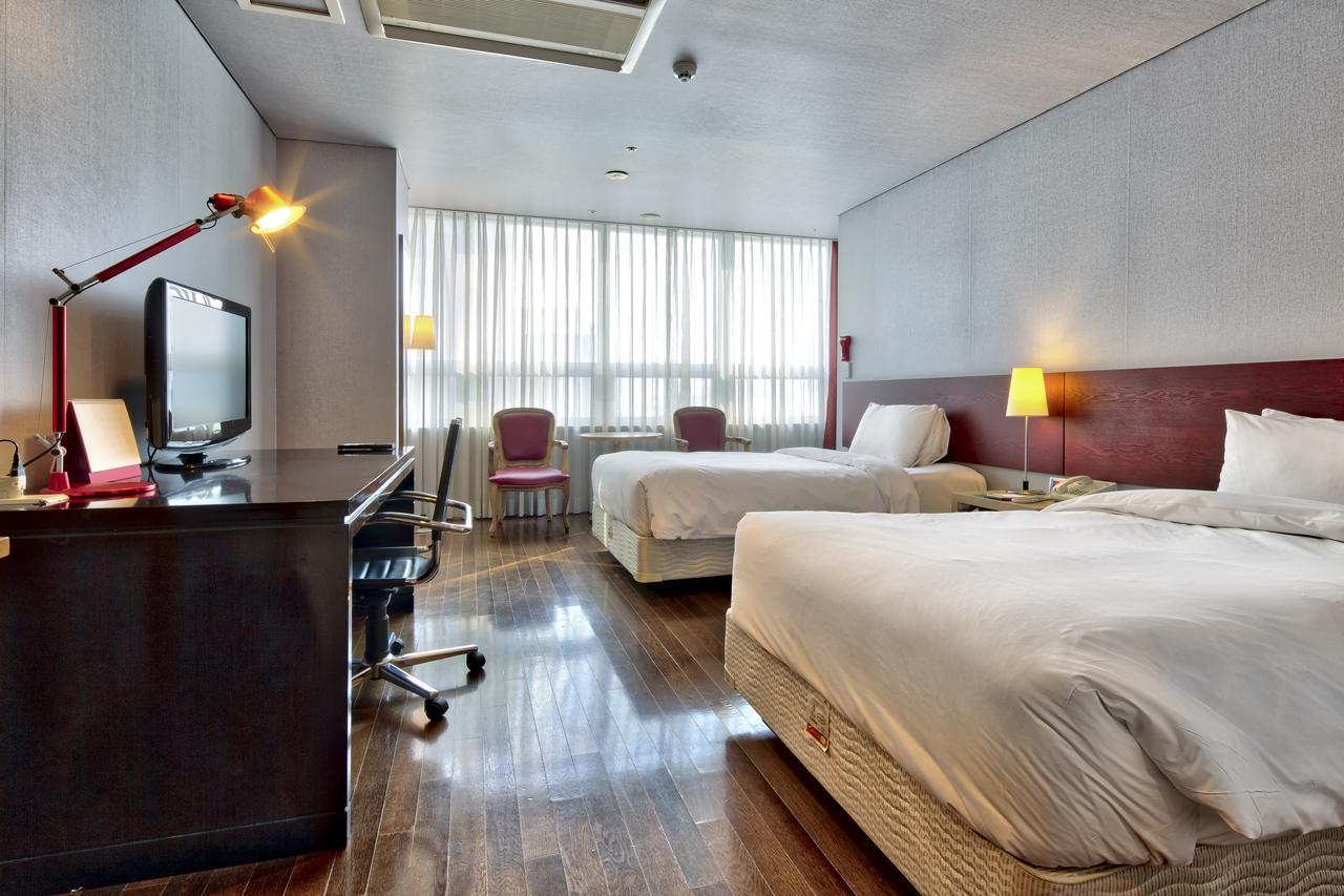 Ramada Hotel And Suites Seoul Namdaemun Exteriör bild